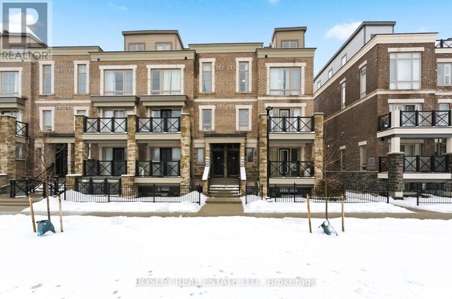 Building Photo - 20 Westmeath Ln