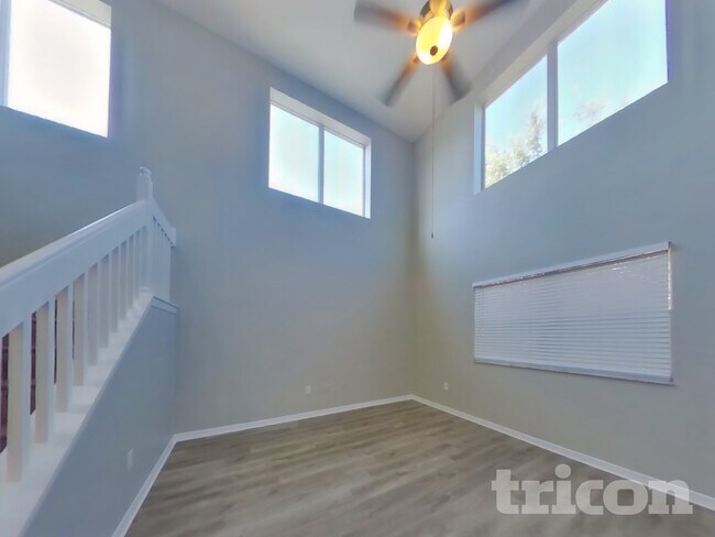 Foto del edificio - 1438 Delano Trent St