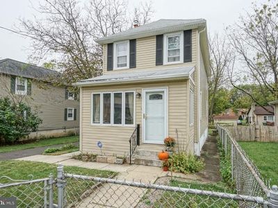 Building Photo - 120 Linden Ave