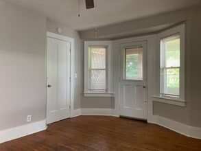 Building Photo - 450 Meigs St