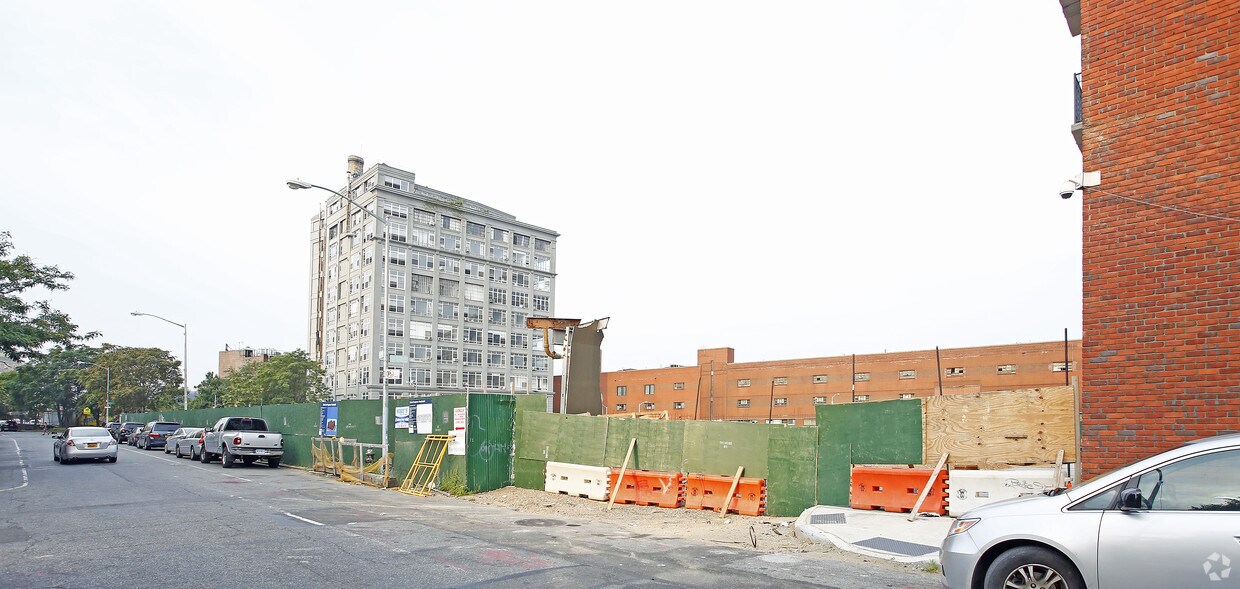 Foto del edificio - 19 S 11th St