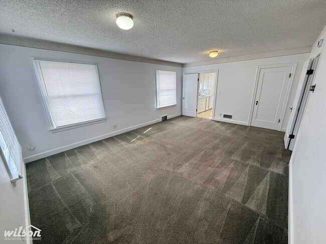 Foto del edificio - 1522 Browne Ave