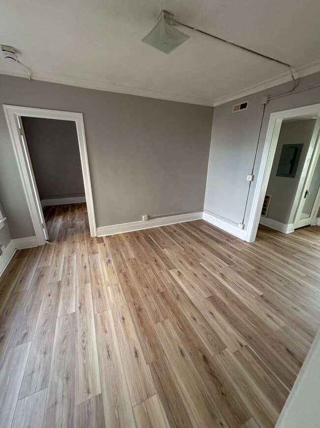 Foto del edificio - 805 W 4th St