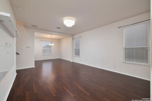 Building Photo - 10543 Rhyder Ridge