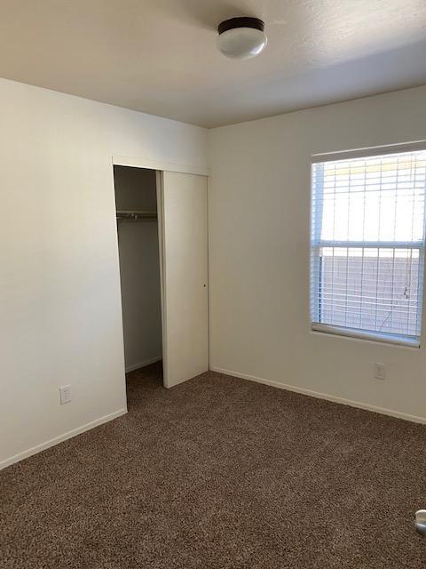 Foto del edificio - For Rent