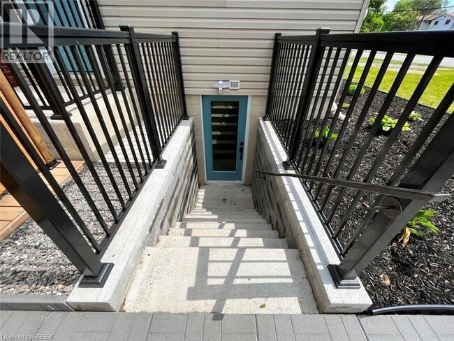 Building Photo - 448 West St