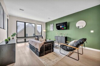 Building Photo - 2189 Cornell Rd