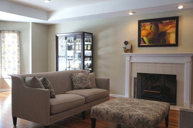 Building Photo - 560 Rivershire Pl