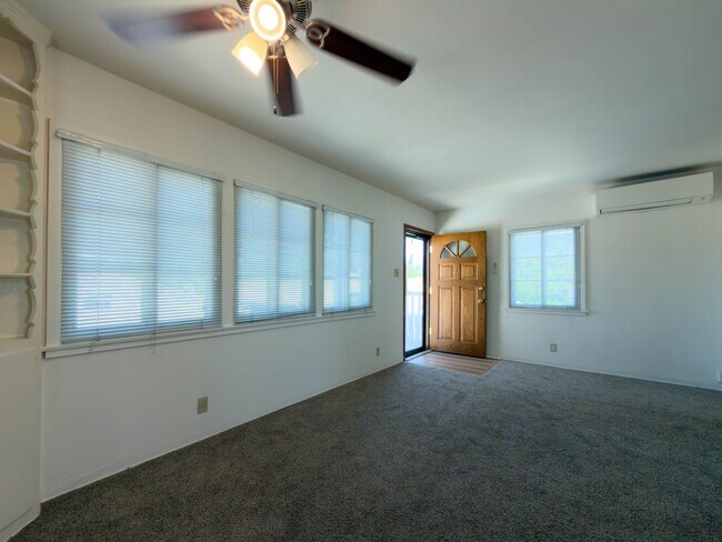 Foto del edificio - 4114 W Victory Blvd