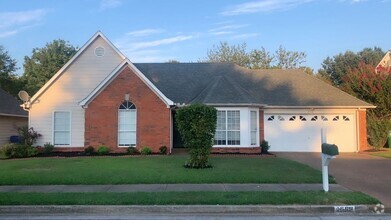 Building Photo - 4558 Kings Grant Dr