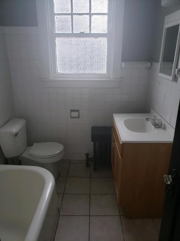 Foto del edificio - 150 Fairfield Ave Unit 4