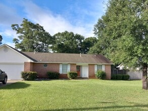 Building Photo - 3005 Godwin Ln