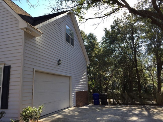 Building Photo - 1504 Whitsun Ct