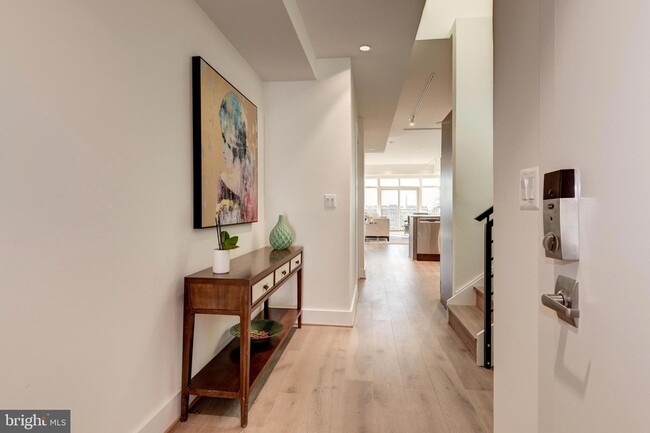 Foto del edificio - 1468 Belmont St NW