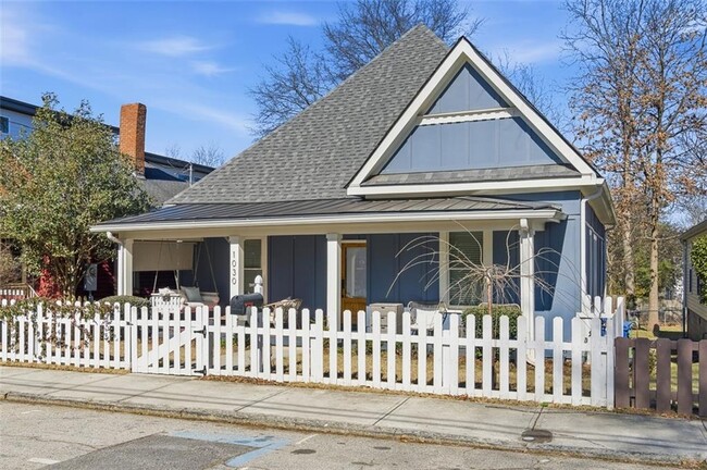 Foto del edificio - 1030 Kirkwood Ave SE