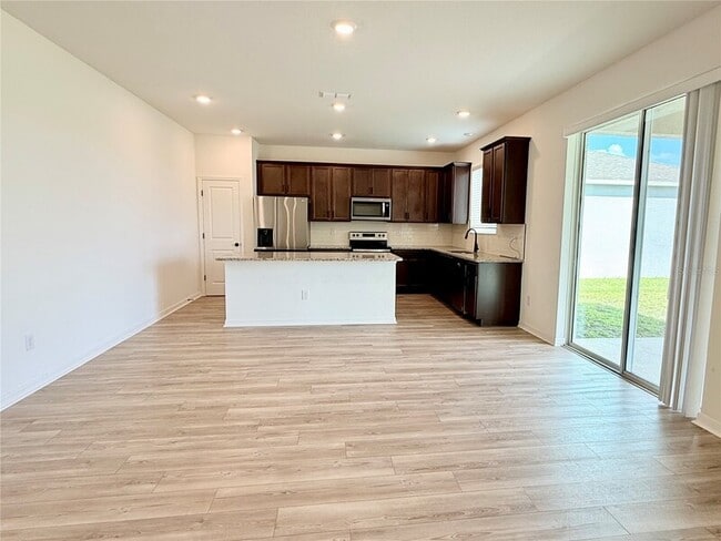 Building Photo - 9544 Sandy Bluffs Circle