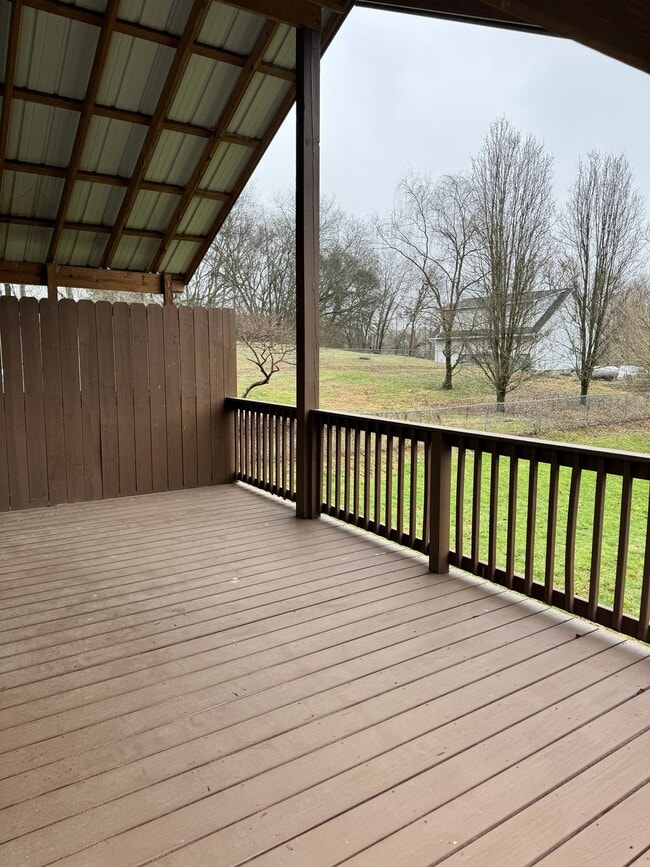 Building Photo - 2011 Thorngrove Pike