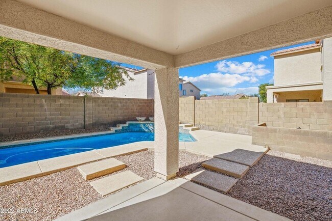 Foto del edificio - 15422 N 169th Ln