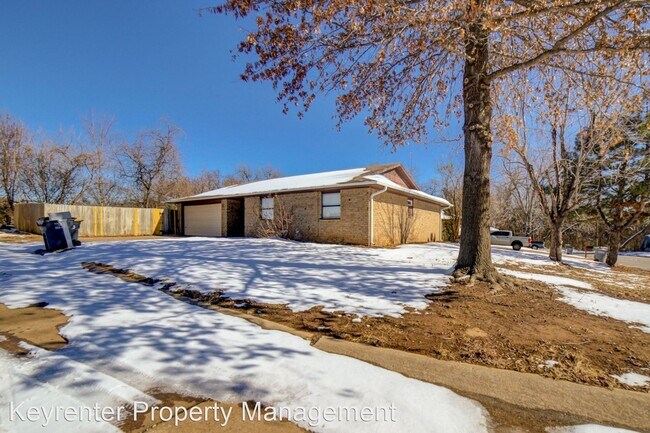 Foto del edificio - 3 br, 1.5 bath House - 13341 S Hickory St
