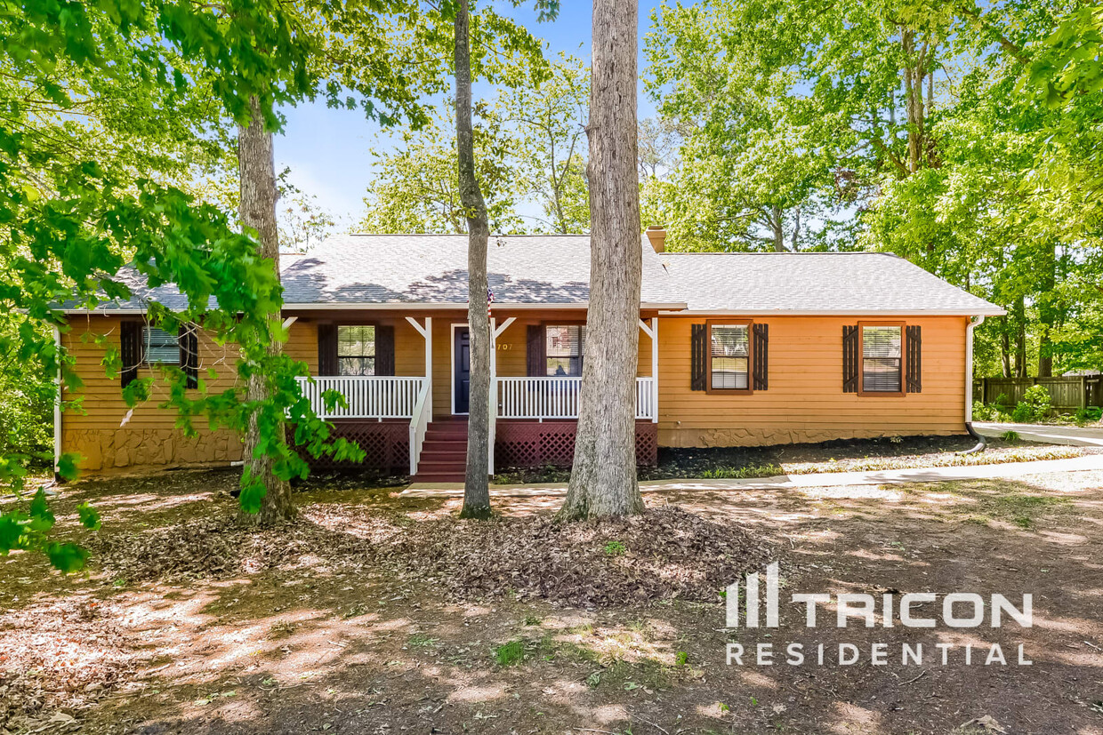 Foto principal - 707 Cloudland Ct