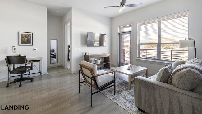 Building Photo - 1345 E 15th St