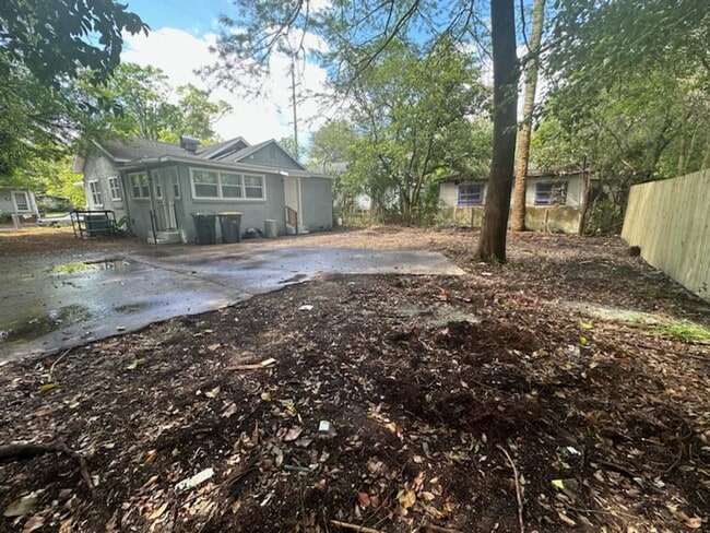 Foto del edificio - **Move in Ready** 3/2 Single Family home