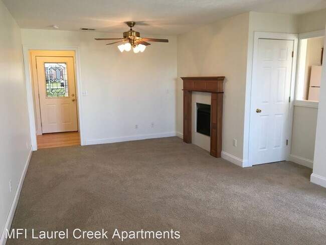 Building Photo - 2295 Shamrock Ln