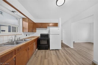 Building Photo - 1095 St Michaels Ave