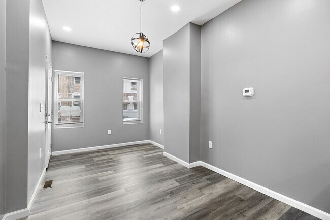 Foto del edificio - 2550 N 12th St