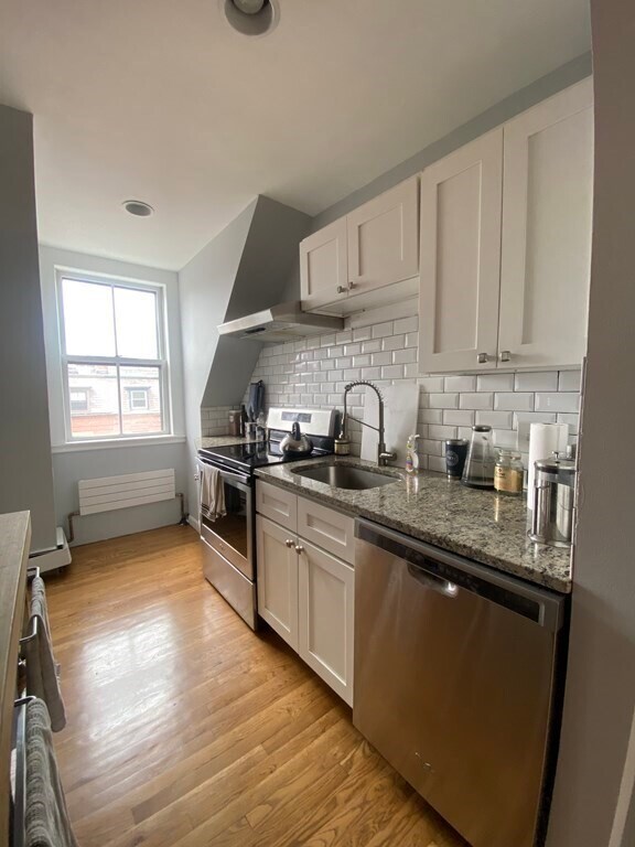 Building Photo - 57 Marlborough St
