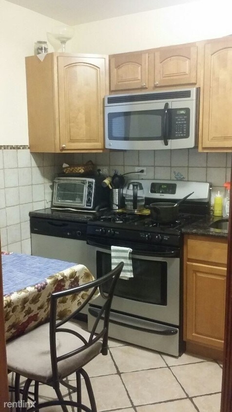 Foto principal - 6035 Linden St