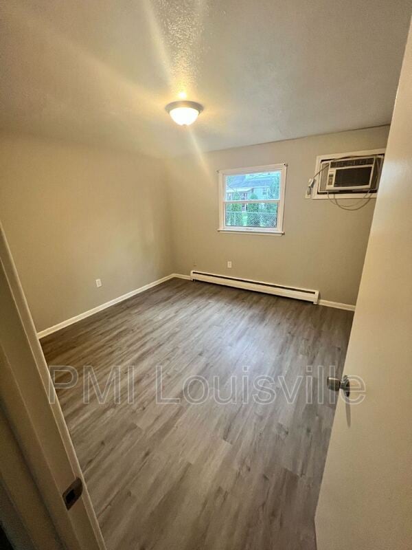 Building Photo - 4501 S 6th St