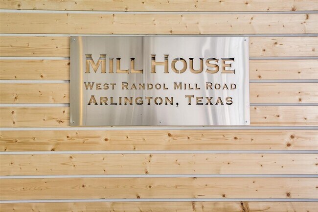 Foto del edificio - 1305 W Randol Mill Rd