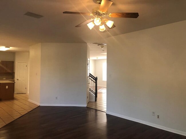 Building Photo - 12824 Serafy Ct