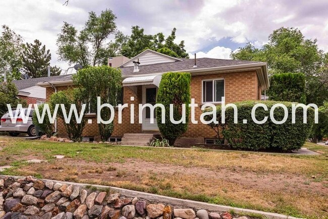 Photo - 2531 Melbourne St Apartment