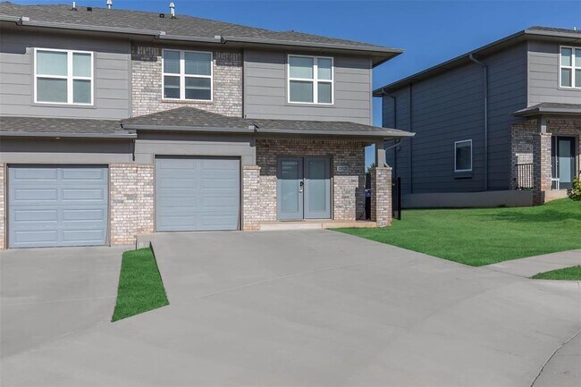 Building Photo - 7917 NW 135th Terrace