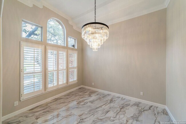 Building Photo - 18605 Elmbrook