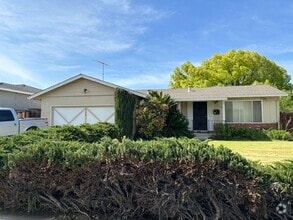 Building Photo - 1129 Mission Dr