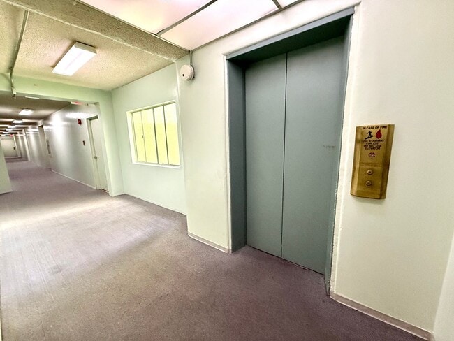 Building Photo - 1301 S Atlantic Blvd