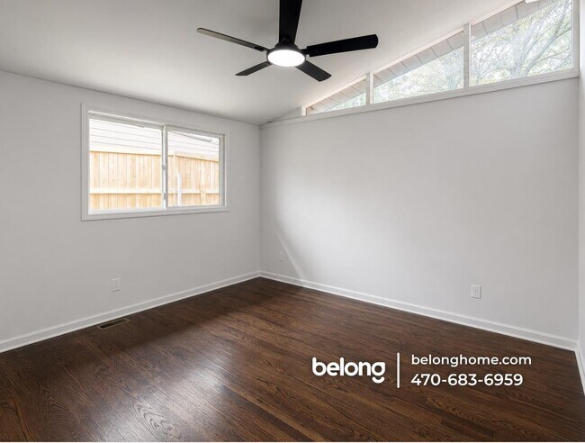 Building Photo - 1735 Alvarado Terrace SW