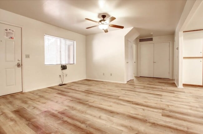 Photo - 51 S Maricopa St (Flagstaff, AZ) Apartment