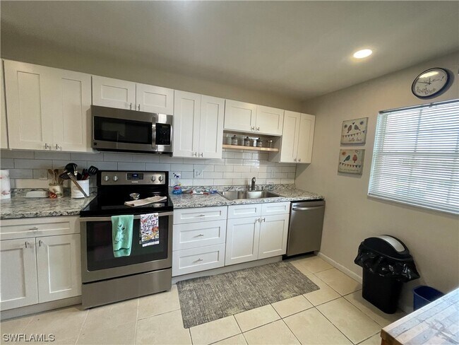 Foto del edificio - 8740 Lueck Ln