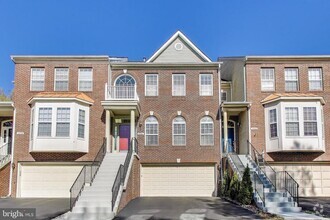 Building Photo - 4741 Great Heron Cir