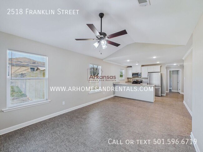 Foto del edificio - 2518 Franklin St