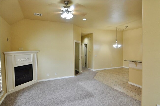 Building Photo - 13806 Oxford Dr