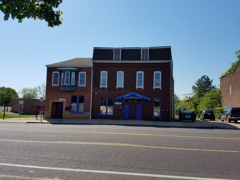 Foto principal - 3612 S Broadway