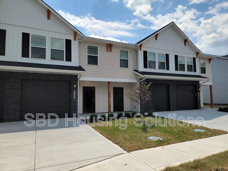 Primary Photo - 9055 E 85th Pl
