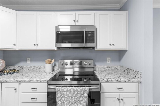Foto del edificio - 3340 Harbour Pointe Pl