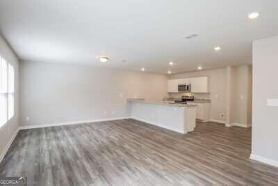 Building Photo - 119 Shalako Ln