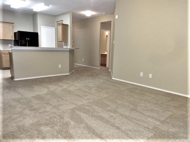 Foto del edificio - 15011 Sunset Villa Ct